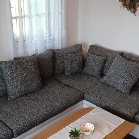 Fuer 4 Personen In Apartment